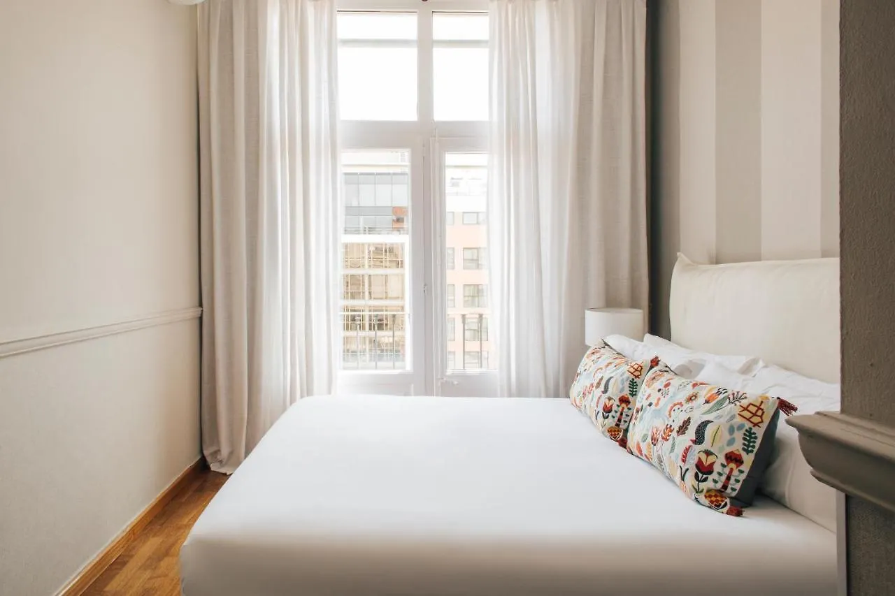 Barcelona Apartment Val ספרד