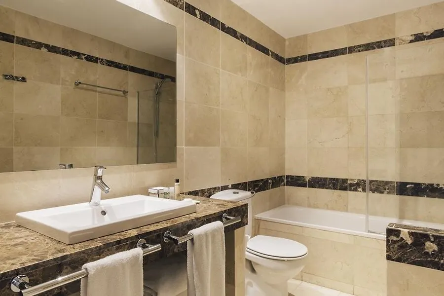 Barcelona Apartment Val 0*,  ספרד