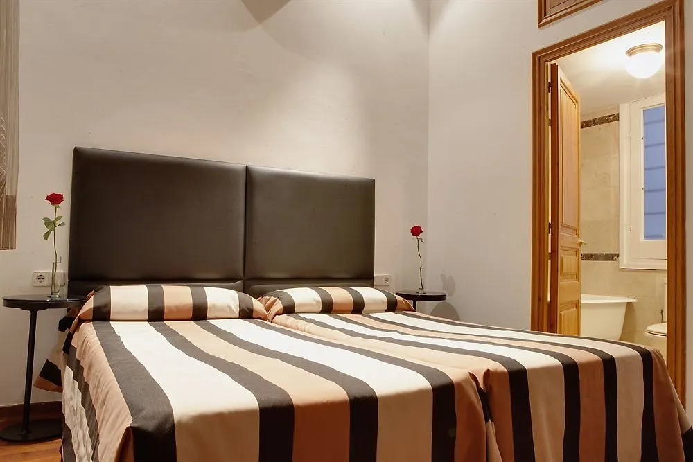 Barcelona Apartment Val
