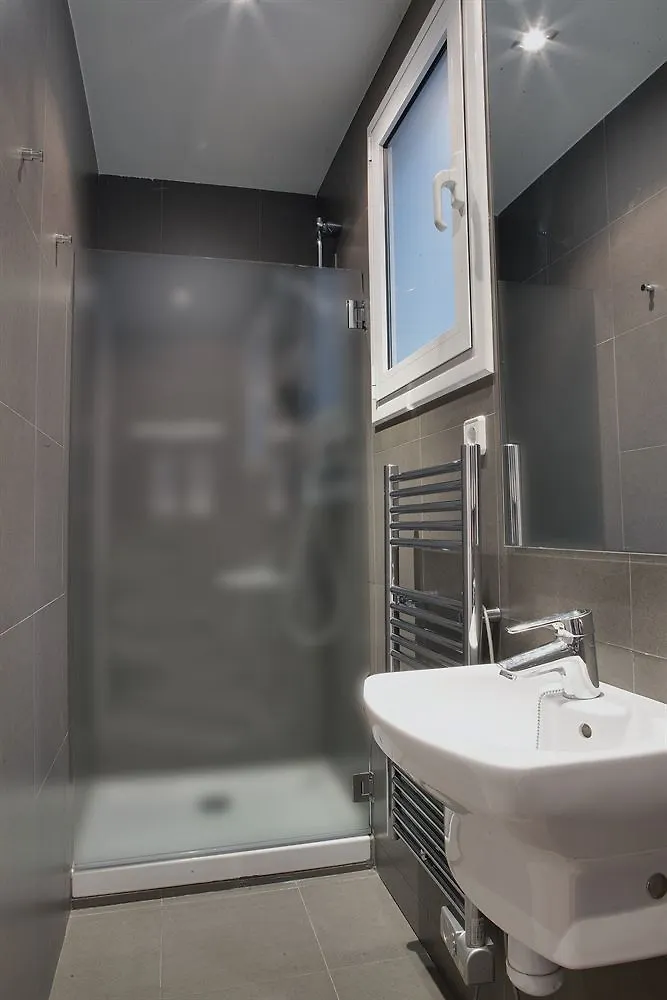 Barcelona Apartment Val 0*,